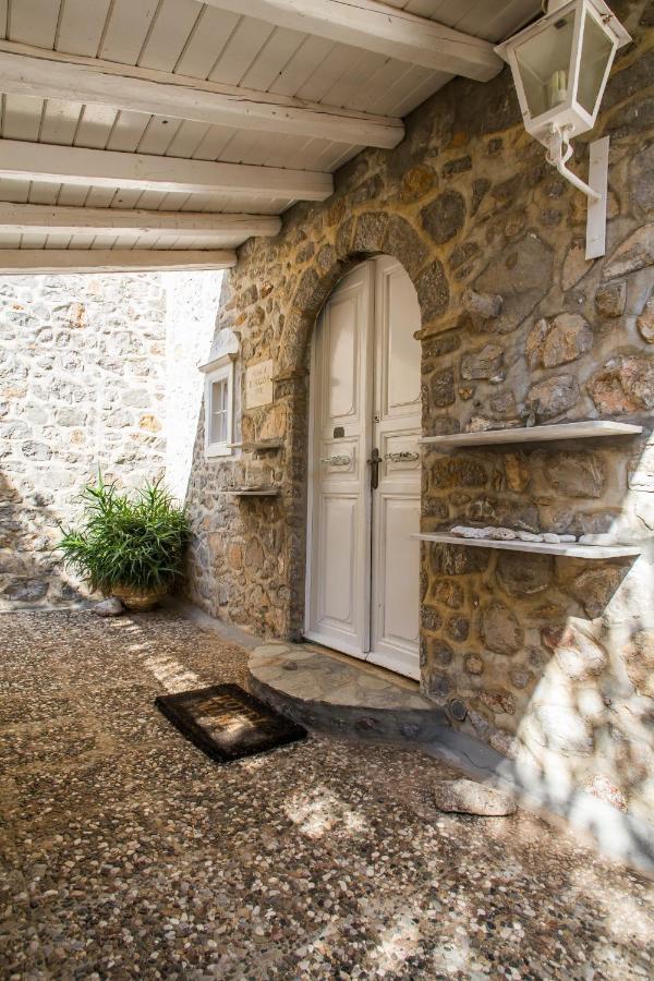 Lady Of Hydra Villa, Sea Front View, Private Beach Exterior photo